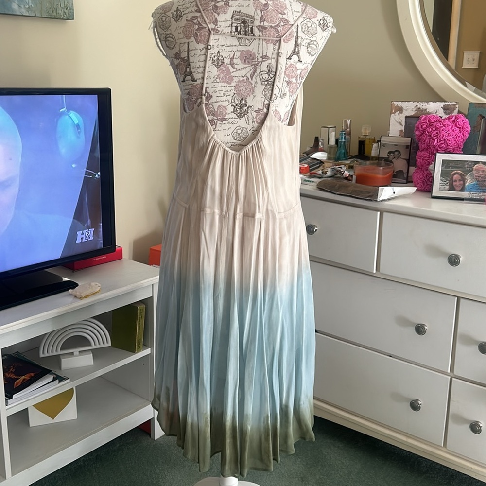 Young Fabulous and Broke beautiful dress - Picture 4 of 7